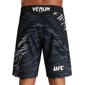 UFC Fusion by Venum Authentic Fight Night Shorts da Lotta per Uomo / Fit Largo / Nero / XL